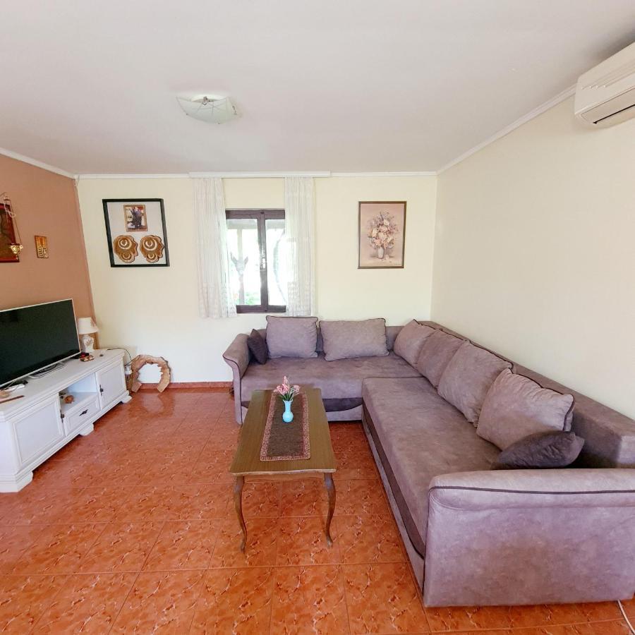 Ivan'S Holiday Home Virpazar Exterior photo