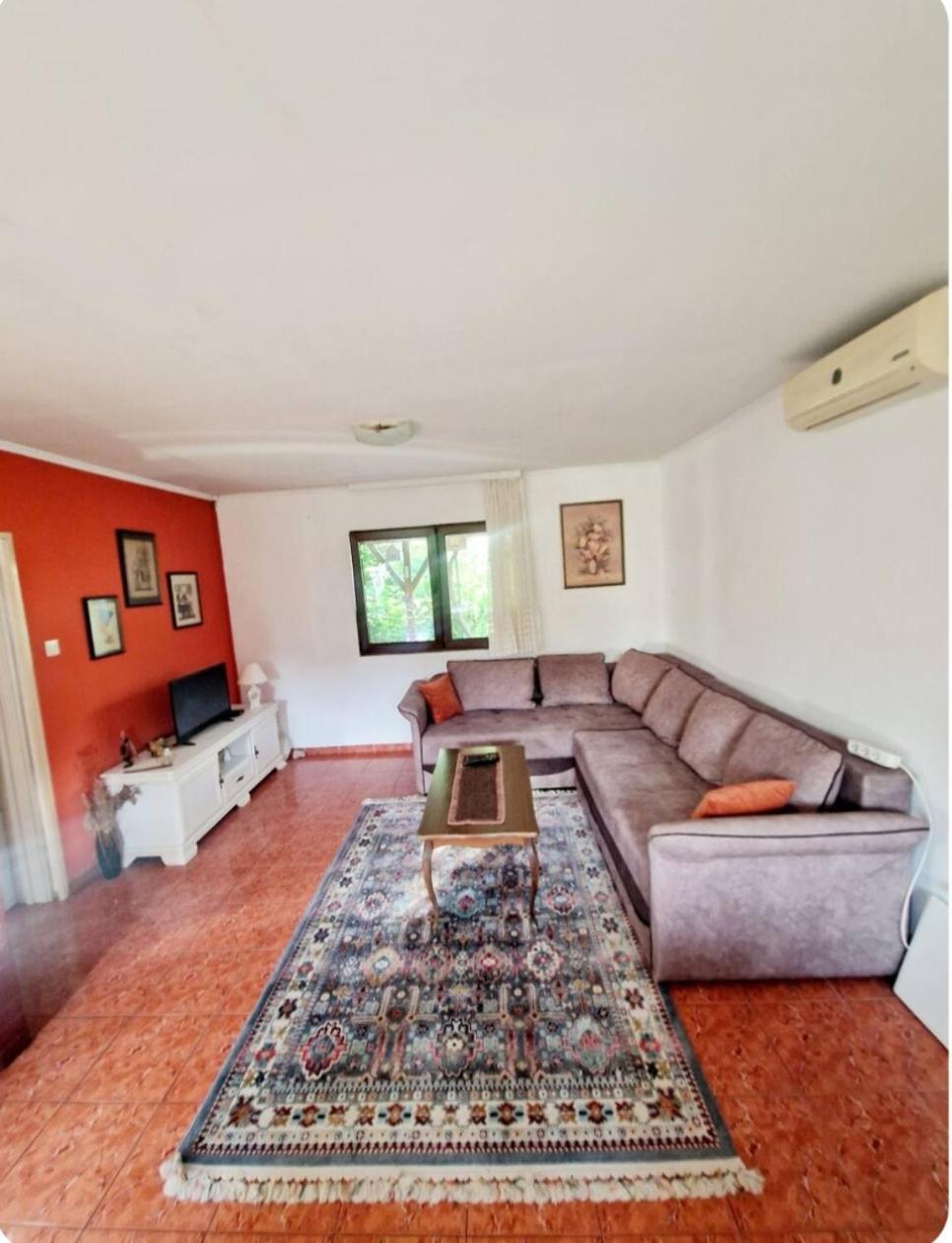 Ivan'S Holiday Home Virpazar Exterior photo
